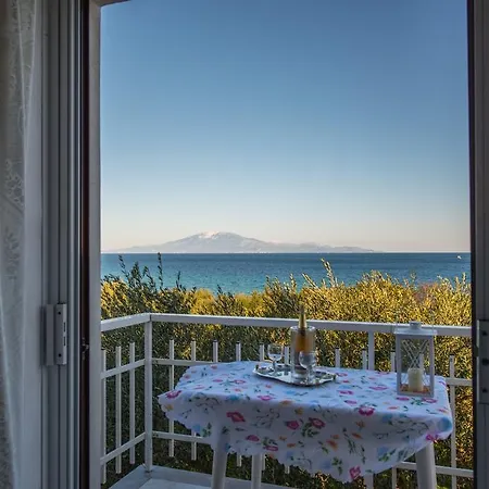 Jimmy'S Sea View Studios *