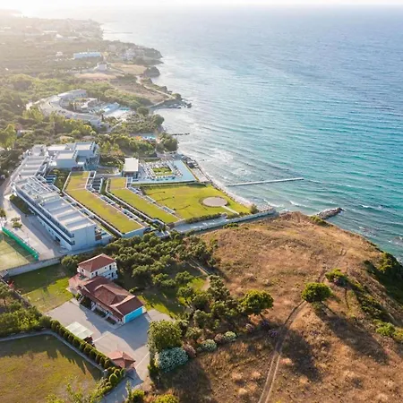 Jimmy'S Sea View Studios