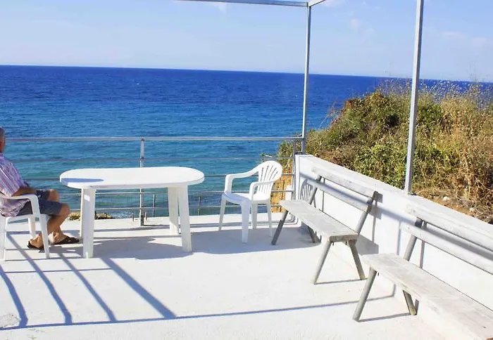 Jimmy's Sea View Apartmán Tragaki